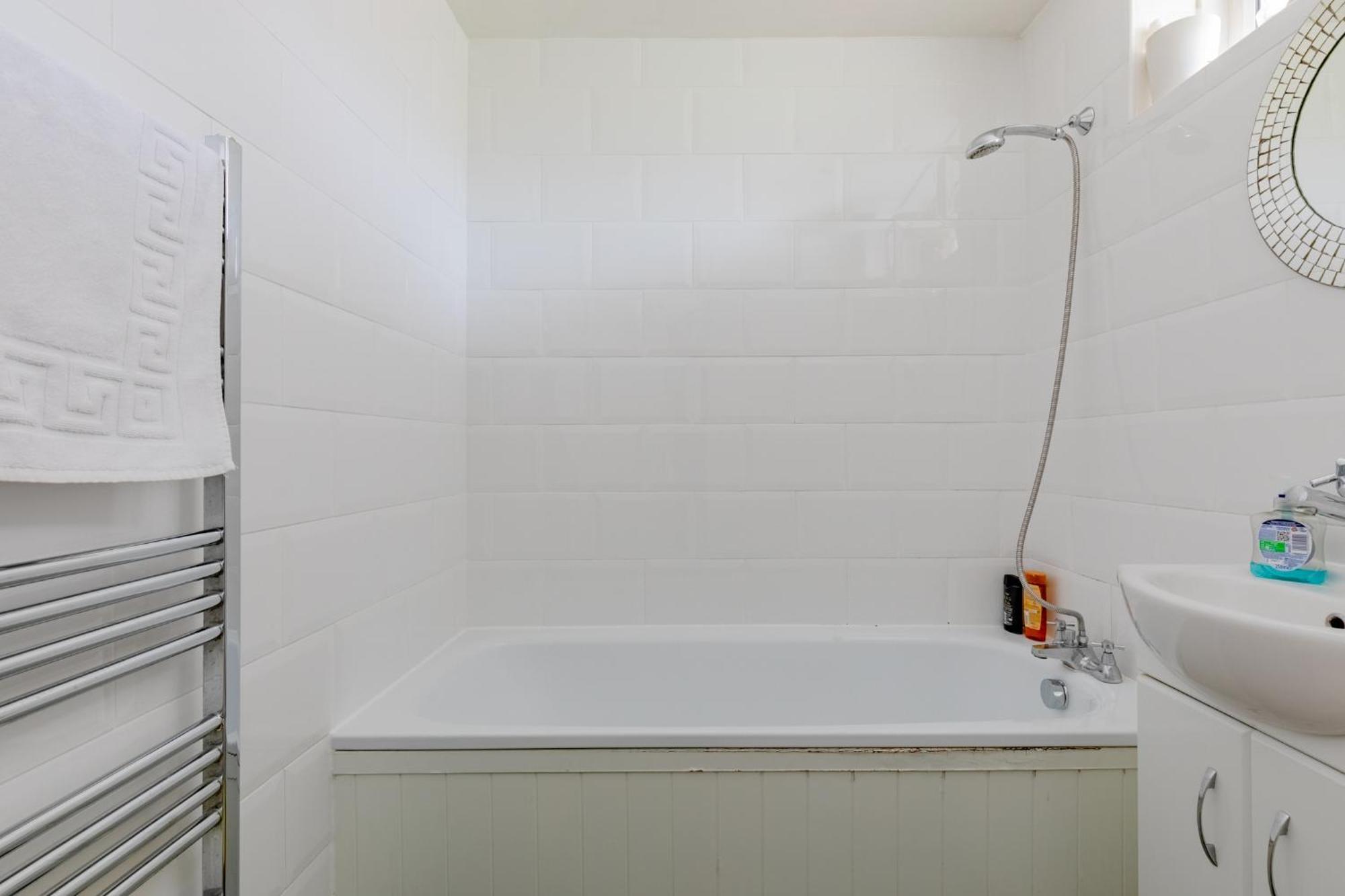 Characterful 1 Bedroom Flat Close To Dlr London Luaran gambar